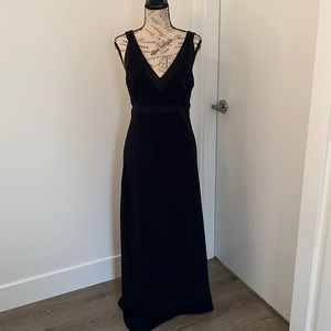 Beautiful Phase Eight evening gown size UK 14 / US 10